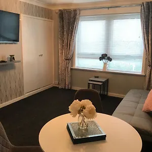 Comforts Near Centre Dundee