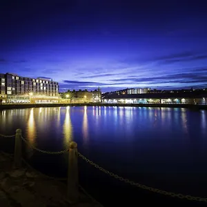 4* Отель Apex Quay &
